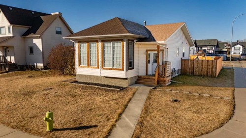 28 Parkside Crescent, Blackfalds, AB - Outdoor With Deck Patio Veranda
