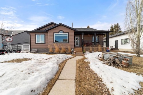 5331 55 Avenue, Bashaw, AB - Outdoor With Deck Patio Veranda With Exterior