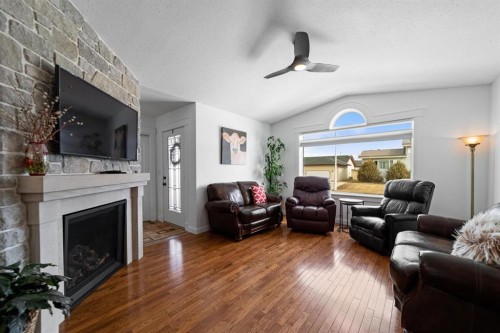 5331 55 Avenue, Bashaw, AB - Indoor Photo Showing Living Room With Fireplace