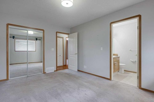 68 Herder Drive, Sylvan Lake, AB - Indoor Photo Showing Other Room