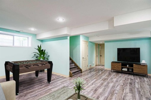 172 Ibbotson Close, Red Deer, AB - Indoor Photo Showing Other Room