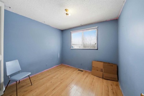 21 Wallace Close, Red Deer, AB - Indoor Photo Showing Other Room