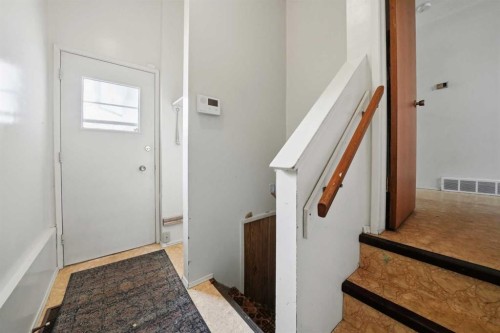 21 Wallace Close, Red Deer, AB - Indoor Photo Showing Other Room