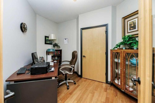 6 Cranna Place, Lacombe, AB - Indoor Photo Showing Office