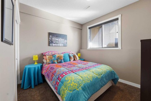 156 Kershaw Close, Red Deer, AB - Indoor Photo Showing Bedroom