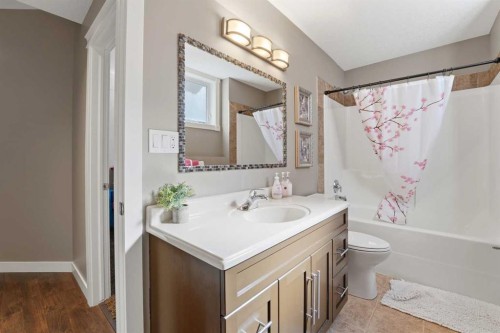 156 Kershaw Close, Red Deer, AB - Indoor Photo Showing Bathroom