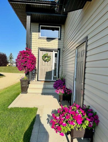 156 Kershaw Close, Red Deer, AB - Outdoor With Deck Patio Veranda