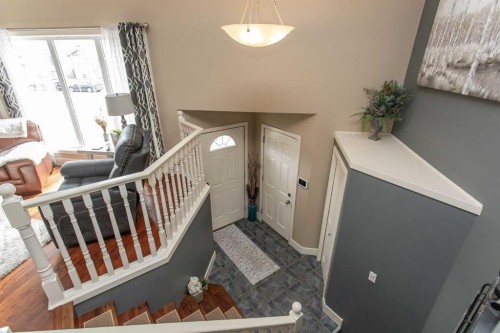 68 Garden Road, Lacombe, AB - Indoor Photo Showing Other Room