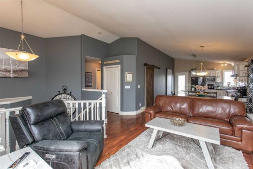68 Garden Road, Lacombe, AB - Indoor Photo Showing Living Room