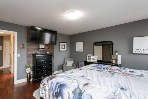 68 Garden Road, Lacombe, AB - Indoor Photo Showing Bedroom