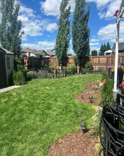 68 Garden Road, Lacombe, AB - Outdoor