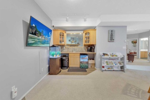 5508 49 Avenue, Alix, AB - Indoor