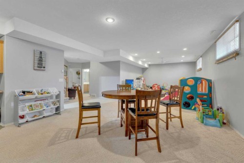 5508 49 Avenue, Alix, AB - Indoor