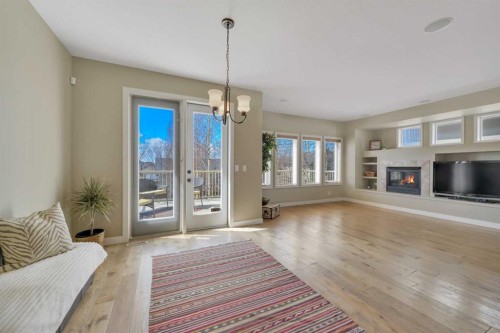 176 Ingle Close, Red Deer, AB - Indoor Photo Showing Living Room With Fireplace
