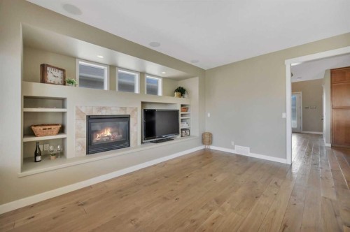 176 Ingle Close, Red Deer, AB - Indoor With Fireplace