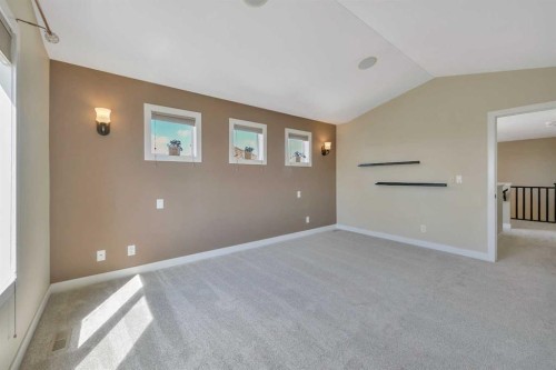 176 Ingle Close, Red Deer, AB - Indoor Photo Showing Other Room