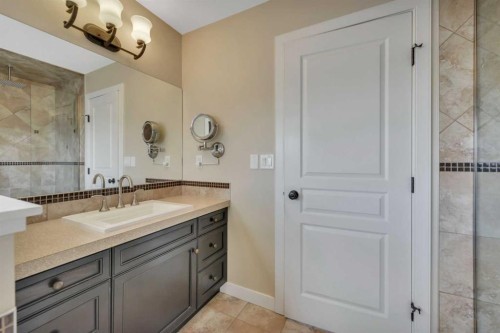 176 Ingle Close, Red Deer, AB - Indoor Photo Showing Bathroom