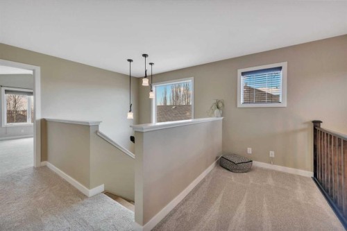 176 Ingle Close, Red Deer, AB - Indoor Photo Showing Other Room