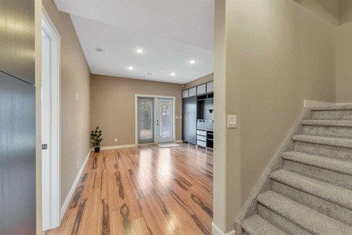 176 Ingle Close, Red Deer, AB - Indoor Photo Showing Other Room