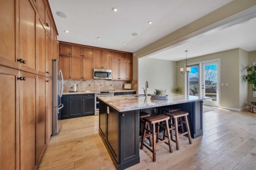 176 Ingle Close, Red Deer, AB - Indoor Photo Showing Kitchen