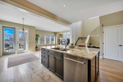176 Ingle Close, Red Deer, AB - Indoor Photo Showing Kitchen With Double Sink