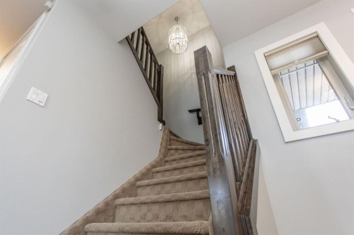 55 Kind Close, Red Deer, AB - Indoor Photo Showing Other Room