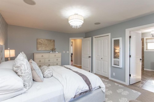 55 Kind Close, Red Deer, AB - Indoor Photo Showing Bedroom