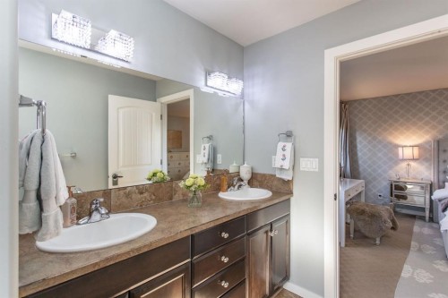 55 Kind Close, Red Deer, AB - Indoor Photo Showing Bathroom