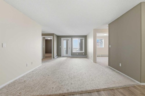 215-56 Carroll Crescent, Red Deer, AB - Indoor Photo Showing Other Room