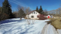 39020B RANGE ROAD 21 Rural Lacombe County, AB T4E 2M8