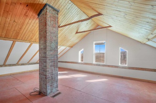 39020B Range Road 21, Rural Lacombe County, AB - Indoor Photo Showing Other Room