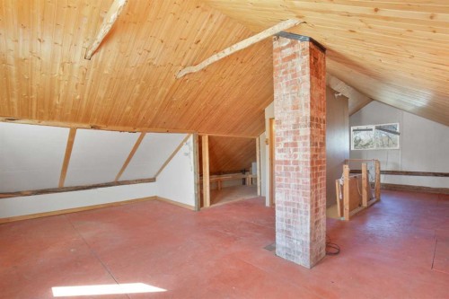 39020B Range Road 21, Rural Lacombe County, AB - Indoor Photo Showing Other Room