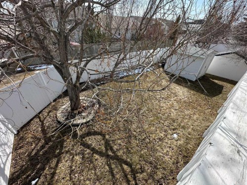 2 Dalton Close, Red Deer, AB - Outdoor