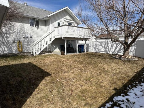 2 Dalton Close, Red Deer, AB - Outdoor