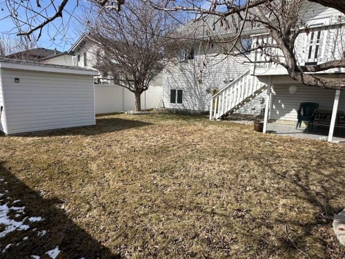 2 Dalton Close, Red Deer, AB - Outdoor