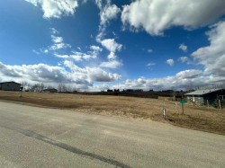 7 Aspen Lane Parkland Beach, AB T0C 2J0