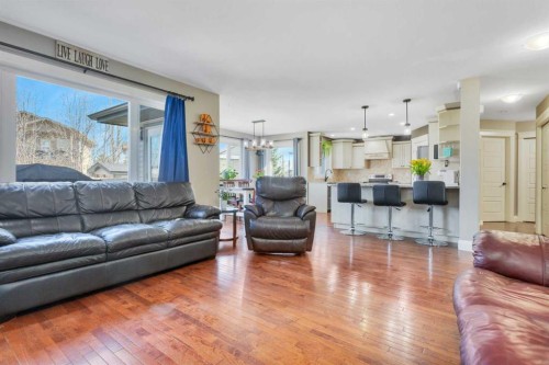 17 Coachill Street, Blackfalds, AB - Indoor Photo Showing Living Room