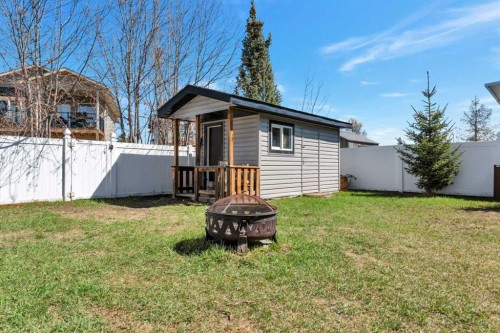 17 Coachill Street, Blackfalds, AB - Outdoor
