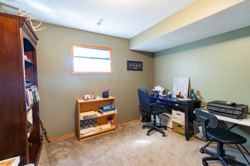 5404 49A Avenue, Alix, AB - Indoor Photo Showing Office