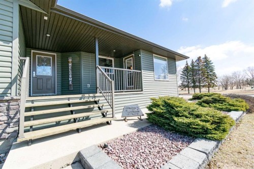 5404 49A Avenue, Alix, AB - Outdoor With Deck Patio Veranda