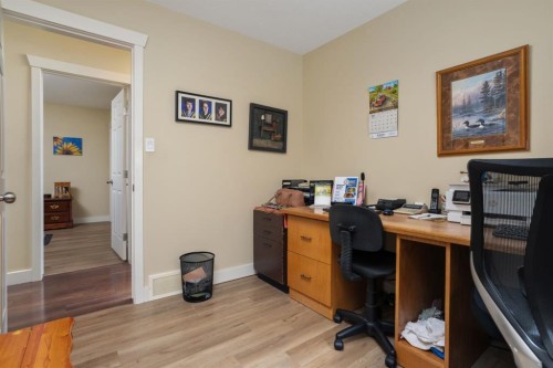 4410 75 Street, Camrose, AB - Indoor Photo Showing Office