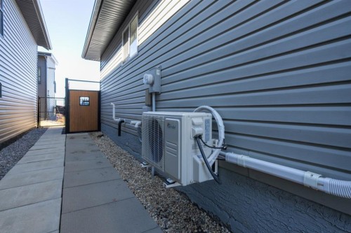 4410 75 Street, Camrose, AB - Outdoor With Exterior