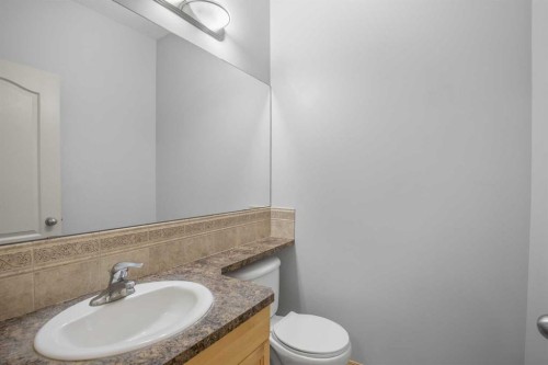 1 Ivey Close, Red Deer, AB - Indoor Photo Showing Bathroom