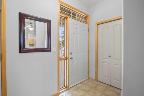 1 Ivey Close, Red Deer, AB - Indoor Photo Showing Other Room