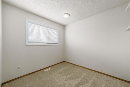 6609 Enevold Drive, Camrose, AB - Indoor Photo Showing Other Room