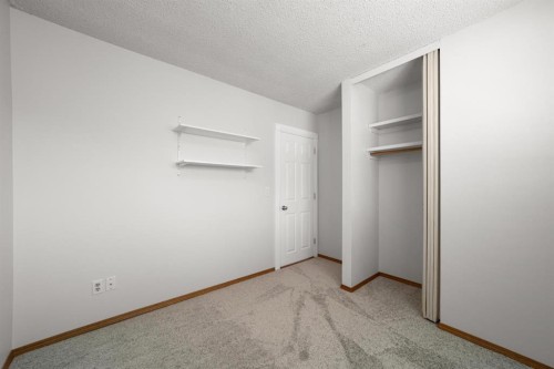 6609 Enevold Drive, Camrose, AB - Indoor Photo Showing Other Room
