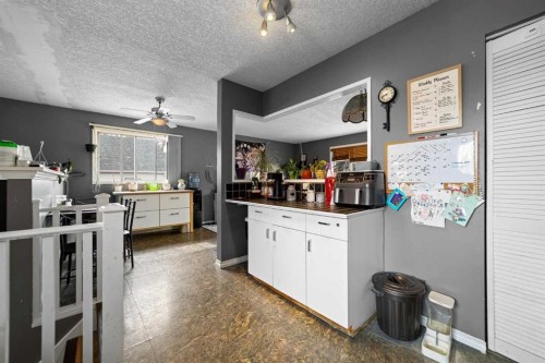 4925 49 Street, Killam, AB - Indoor