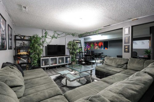 56 Elder Street, Red Deer, AB - Indoor Photo Showing Living Room