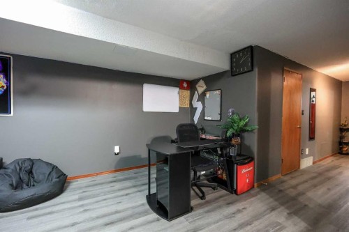 56 Elder Street, Red Deer, AB - Indoor