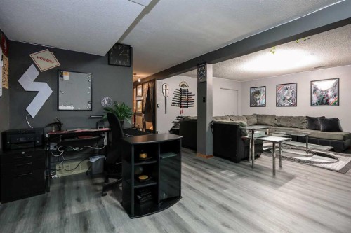 56 Elder Street, Red Deer, AB - Indoor